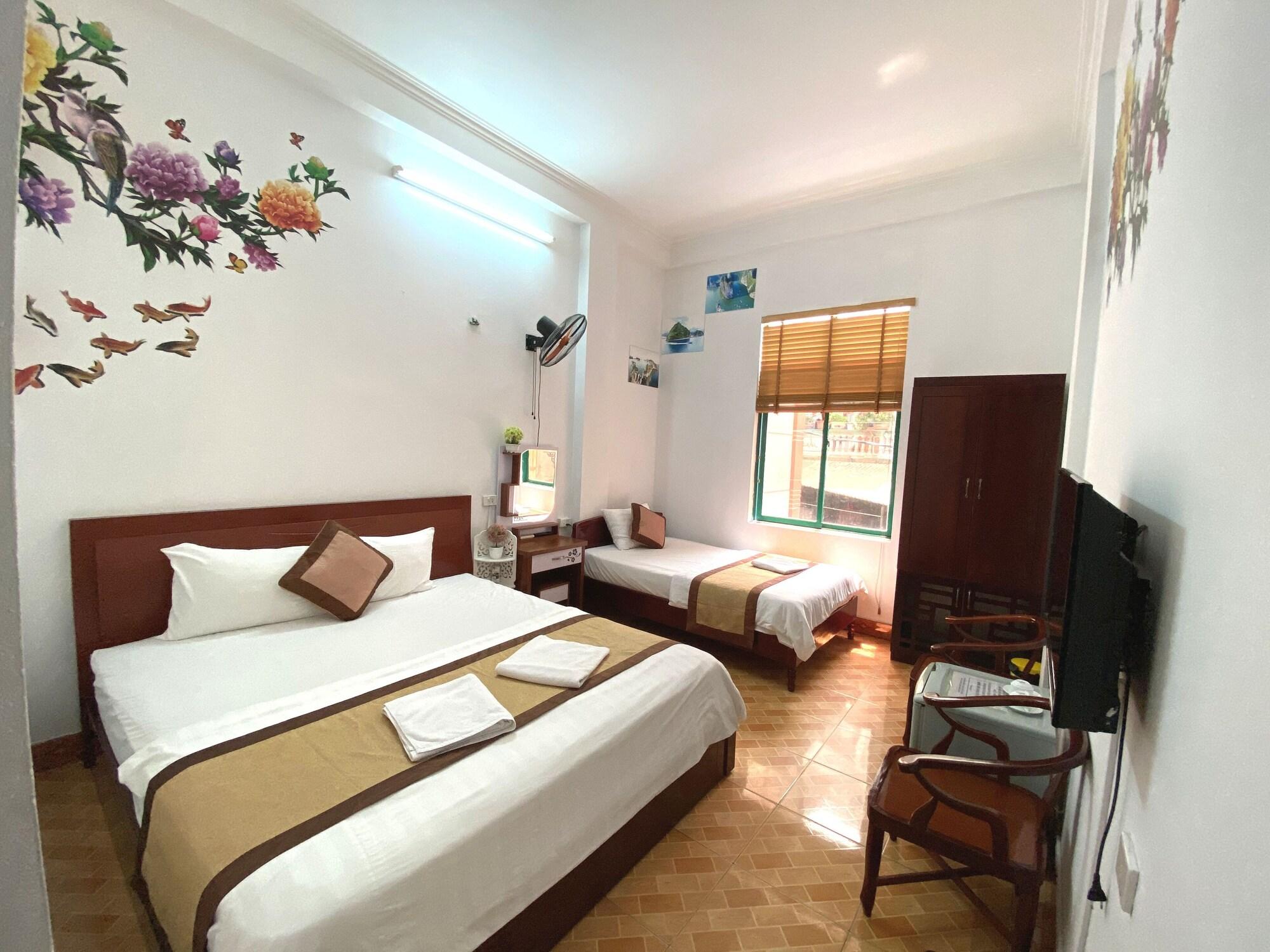 Alex Ha Long Hotel Exterior photo
