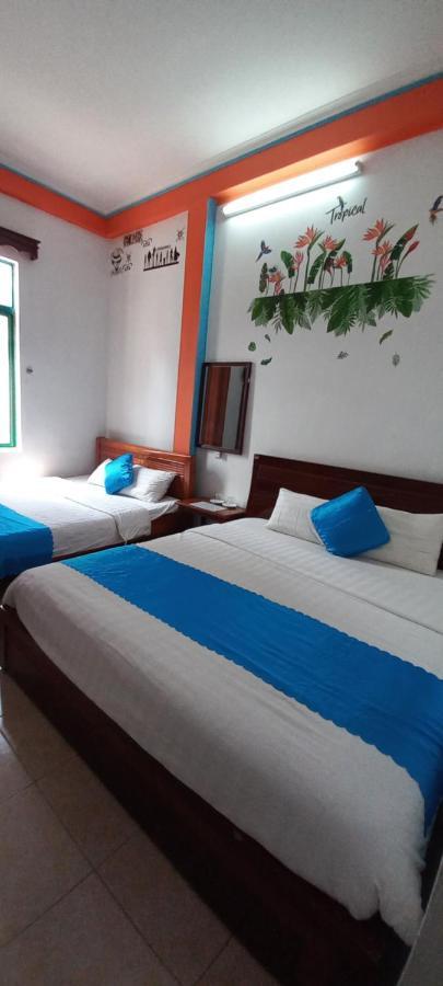 Alex Ha Long Hotel Exterior photo
