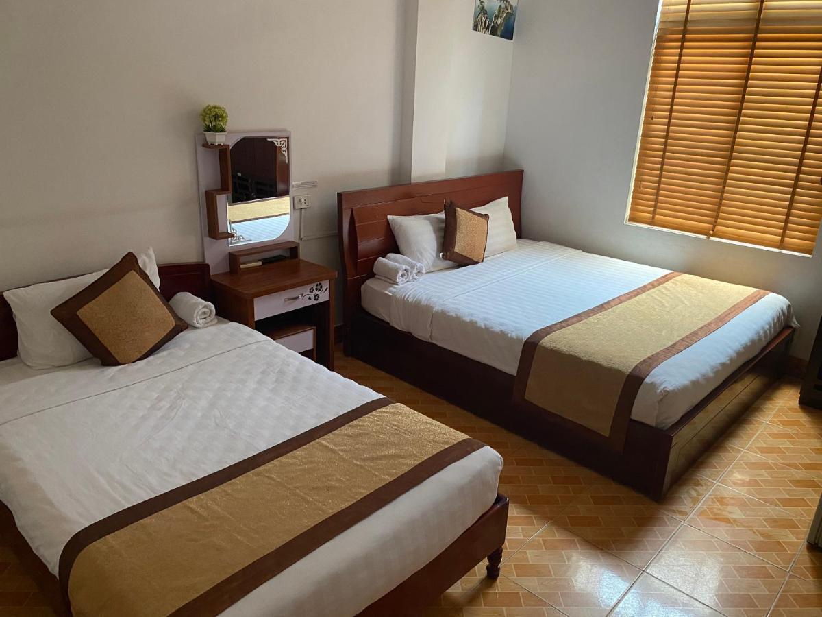 Alex Ha Long Hotel Exterior photo