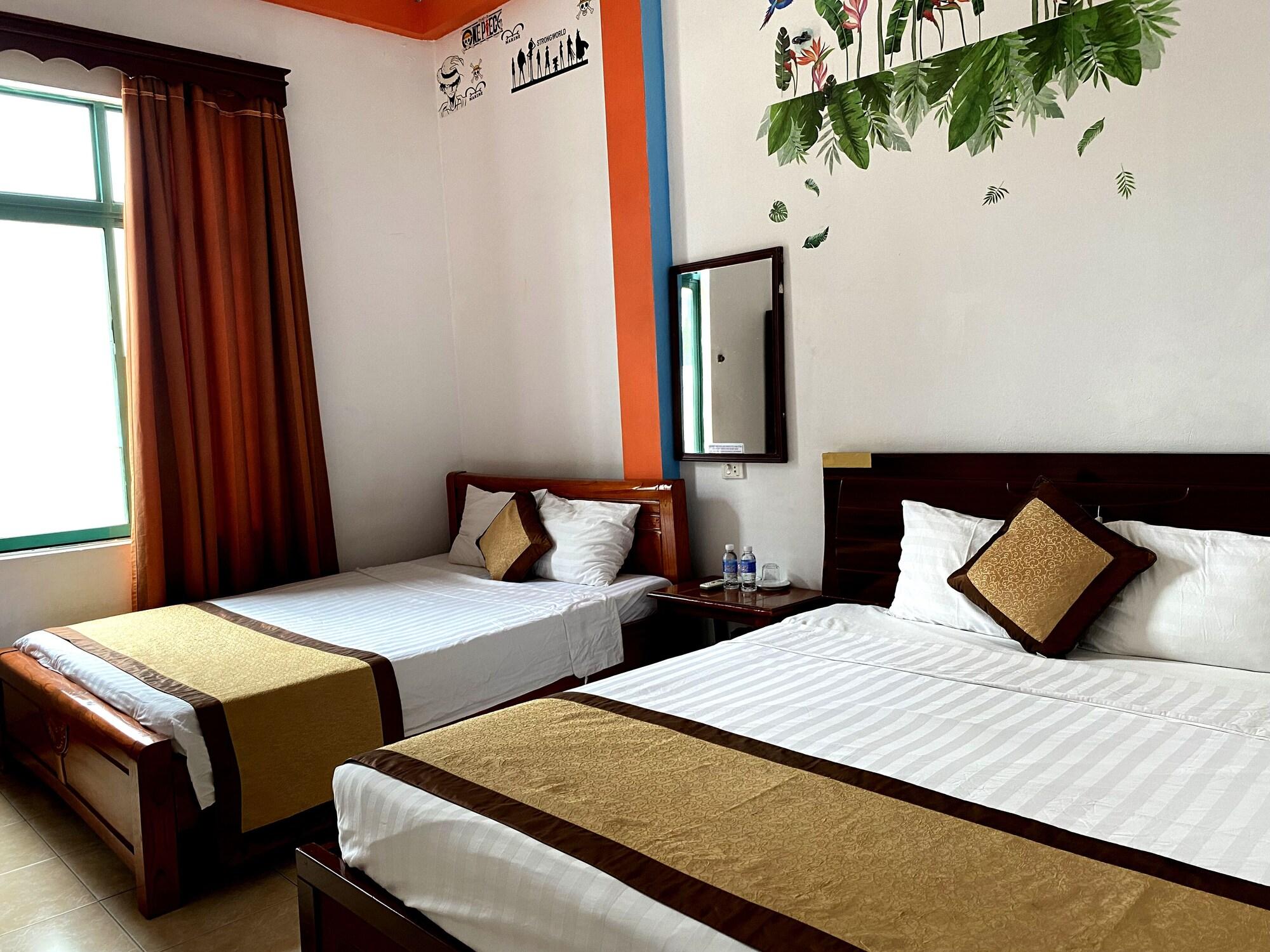 Alex Ha Long Hotel Exterior photo