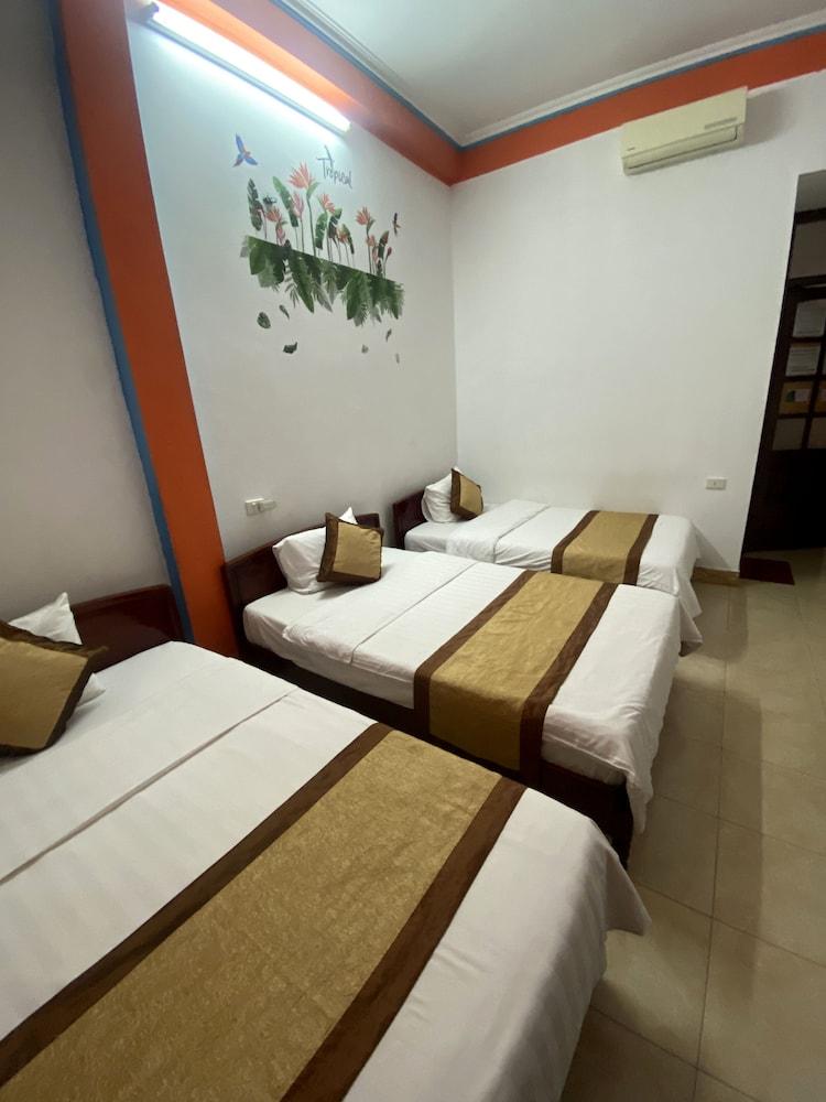Alex Ha Long Hotel Exterior photo